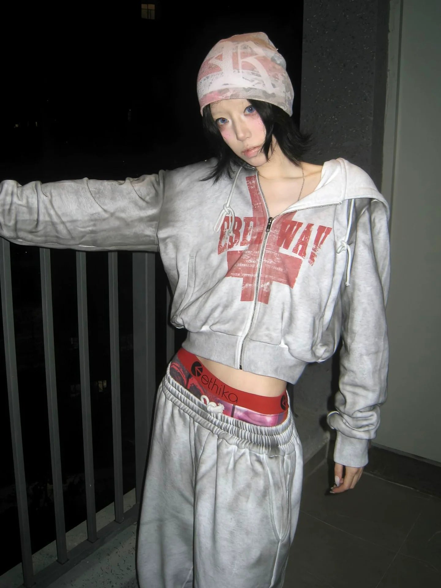 Y2K Visual Short Hoodie