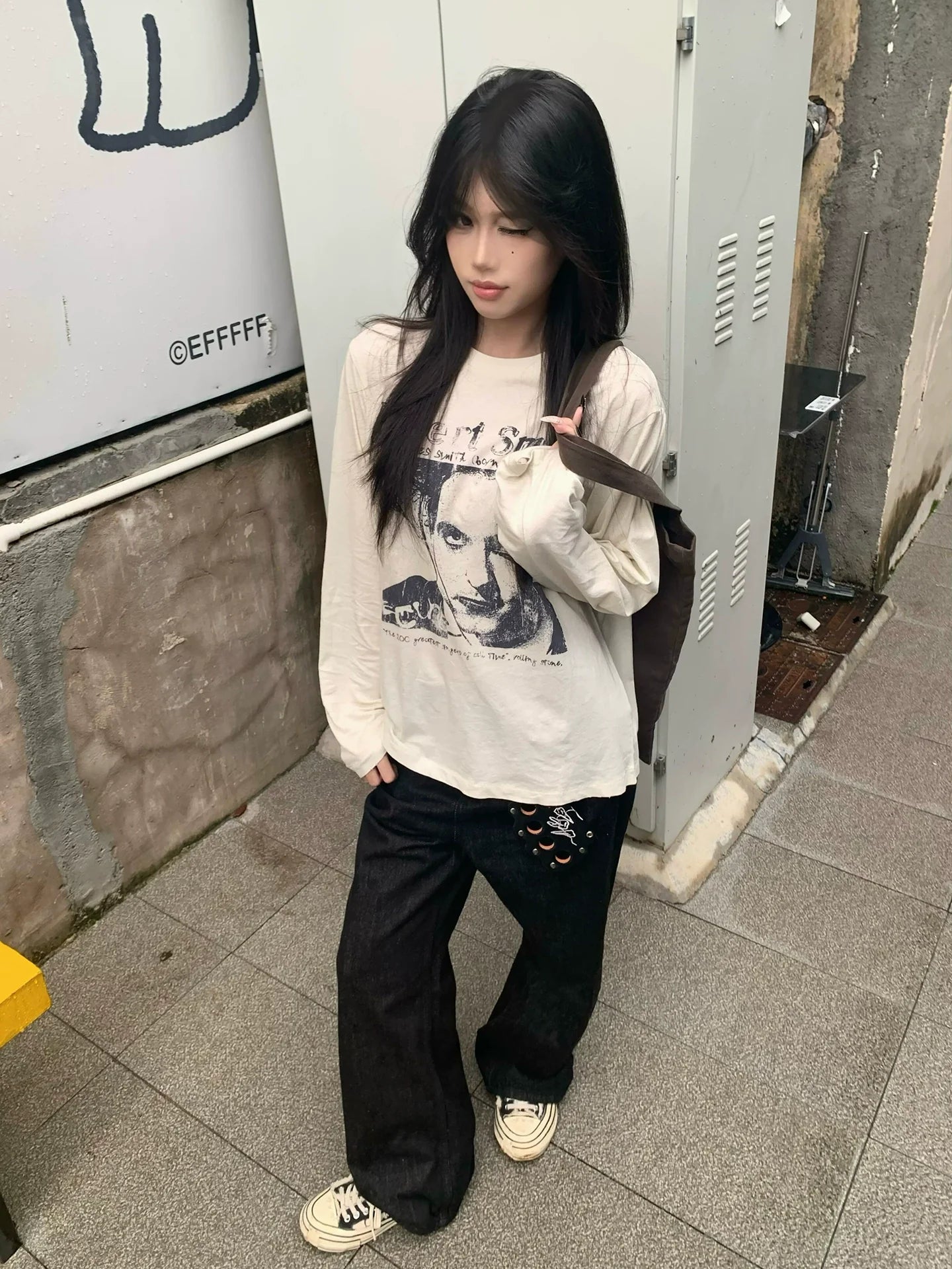 American Retro White Long Sleeve Tee Distressed Portrait Print Top