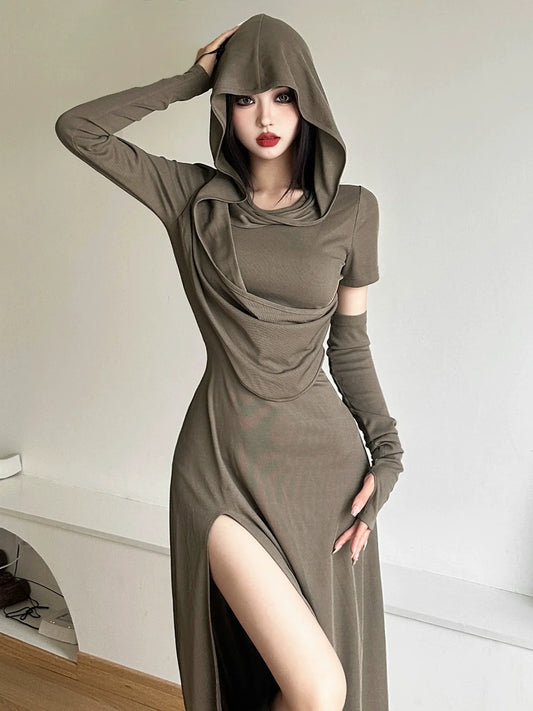 Retro Wasteland Style Hooded Ruched High-Slit Maxi Dress