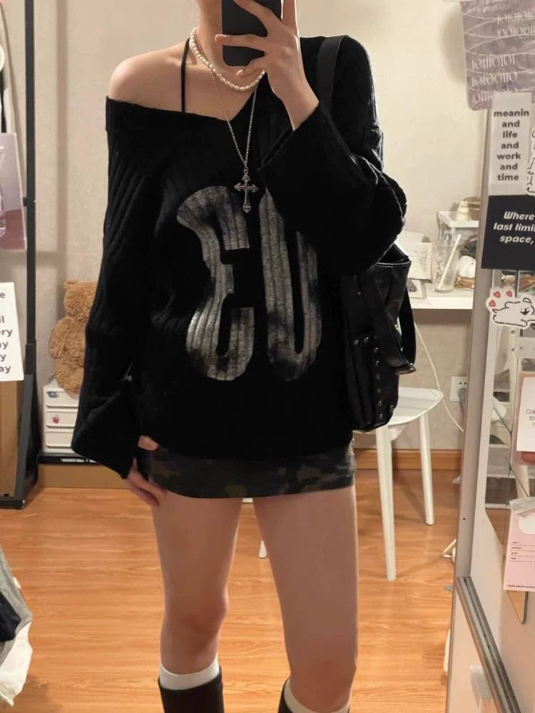 Black Y2K Light Subculture V-Neck Off-Shoulder Print Sweater