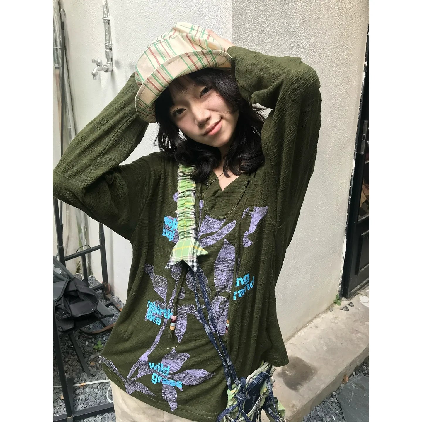 Oriental Tie Beaded V Neck Knit Long Sleeve Top