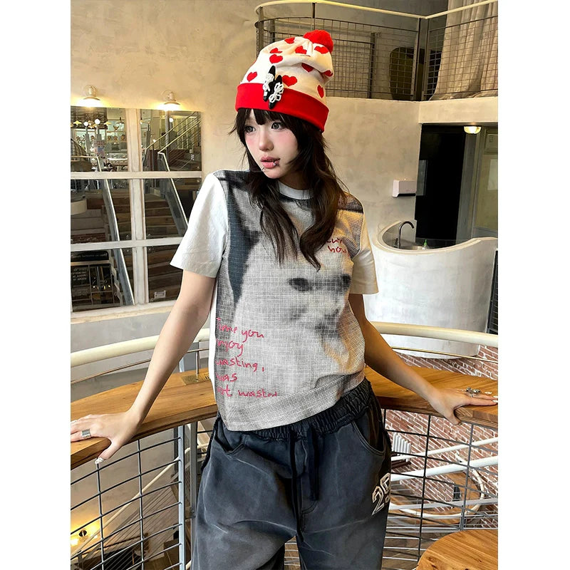 Retro White Cat Print Short Sleeve Slim Fit Top