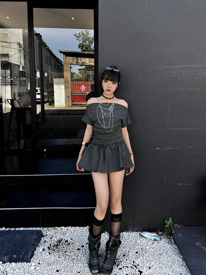 American Edgy Rivet Necklace Print Long Sleeve Top