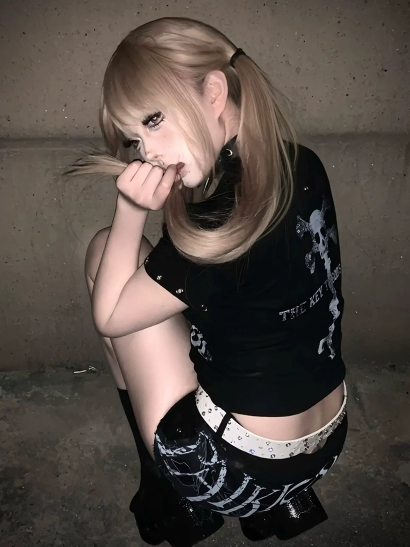 Y2K Black Skull Cropped Tee