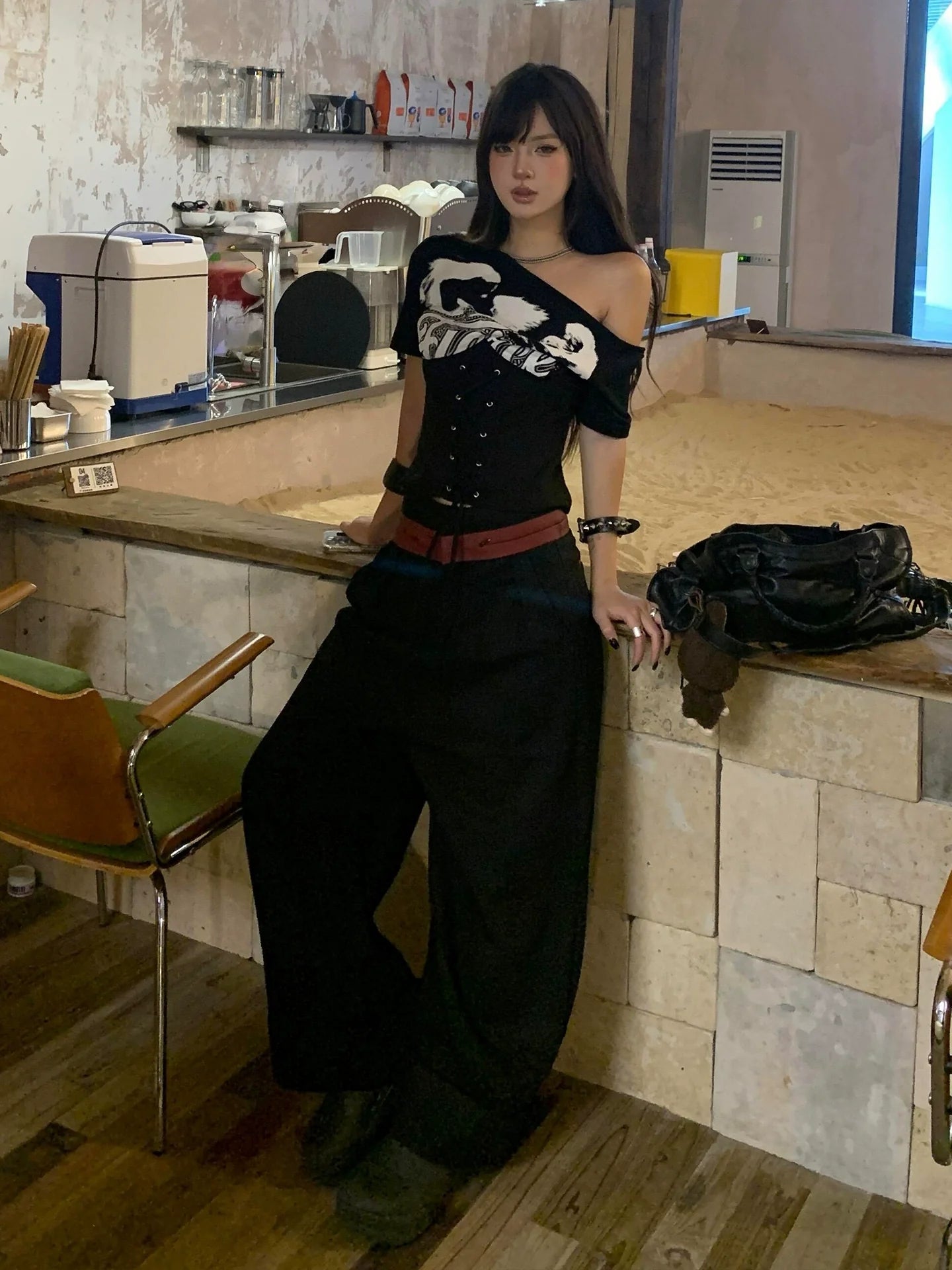 Y2K Hot Girl Off-Shoulder Lace-Up Corset Tee  Slim Fit Cropped Summer Top