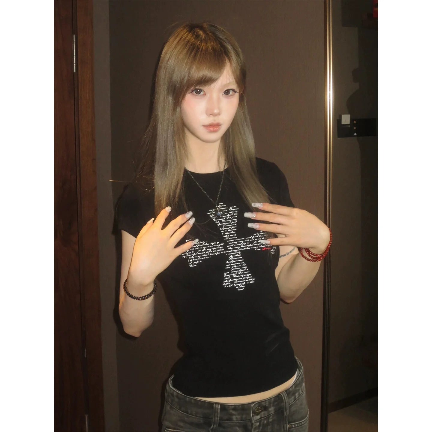 Retro Cross Print Black Tee Slim Fit Hot-Girl Vintage Top