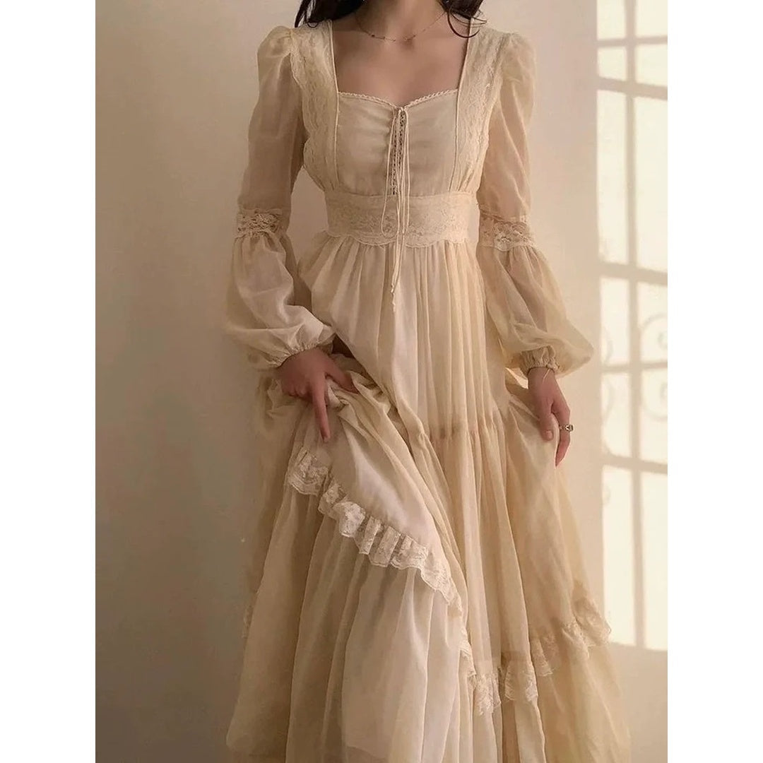 Vintage Lace Court Gown Prom Dress