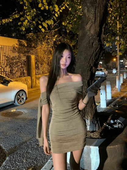 French Black Off-The-Shoulder Slim-Fit Bodycon Mini Dress