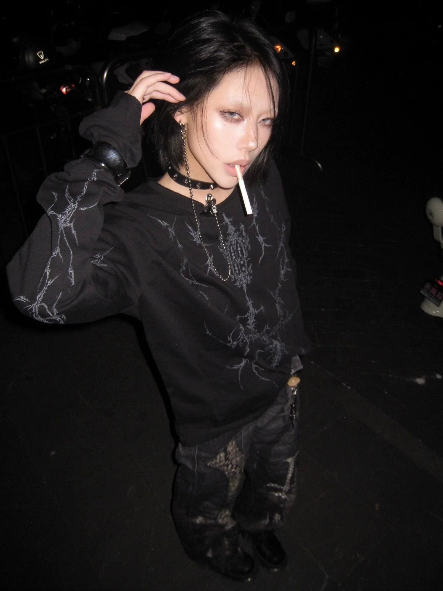 Y2K Black Curved Knife Long Sleeve Punk Tee