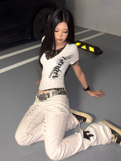 V-Neck Straight Shoulder Tee Leopard Star Patch Y2K Top