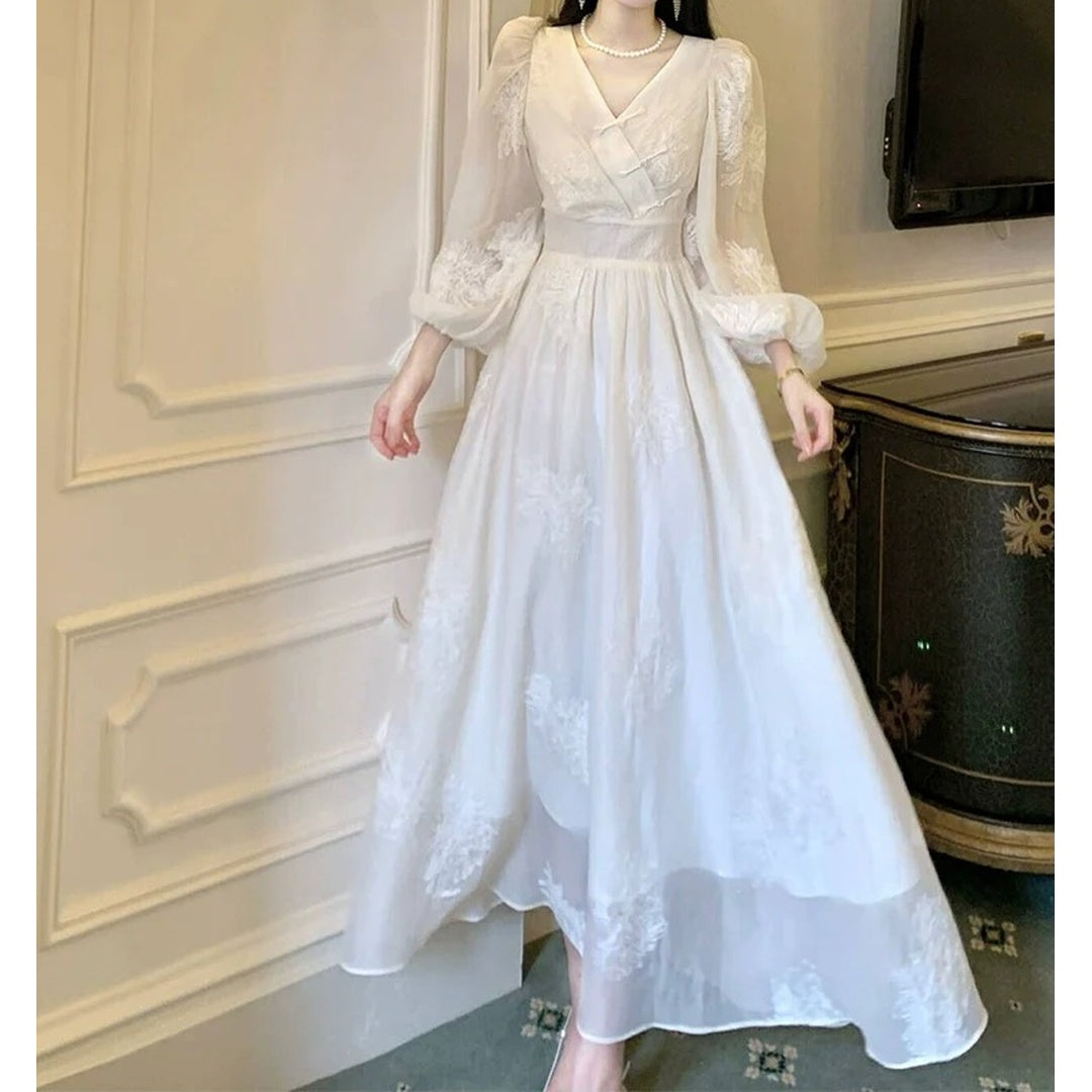 Chinese High-End Embroidered Long Sleeve Gown Dress