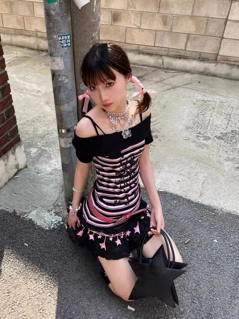 Black & Pink Stripe Subculture Y2K E-girl Abi One-Shoulder Slim Light Subculture Short Sleeve Top
