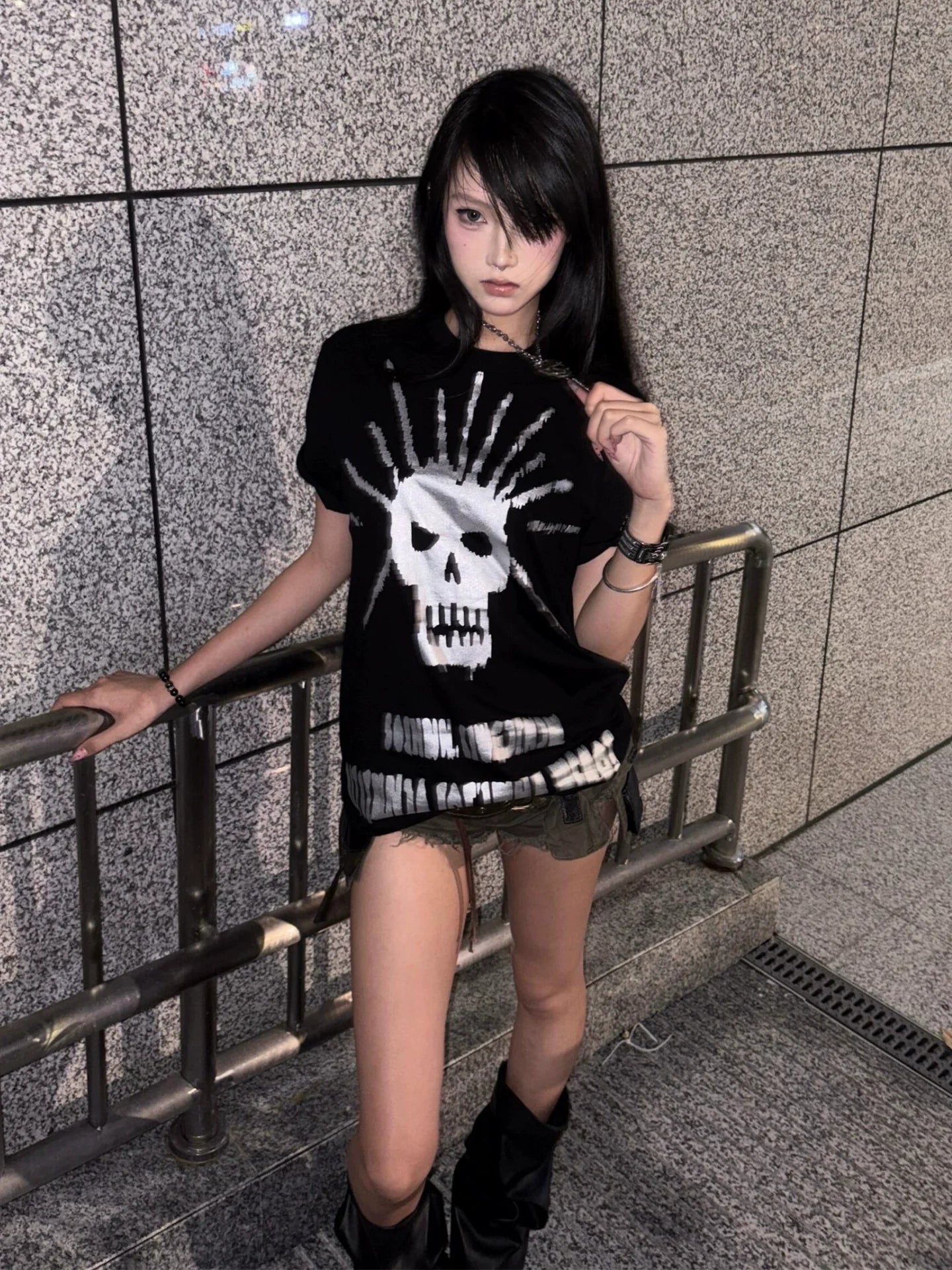 Black Skull Print Short Tee