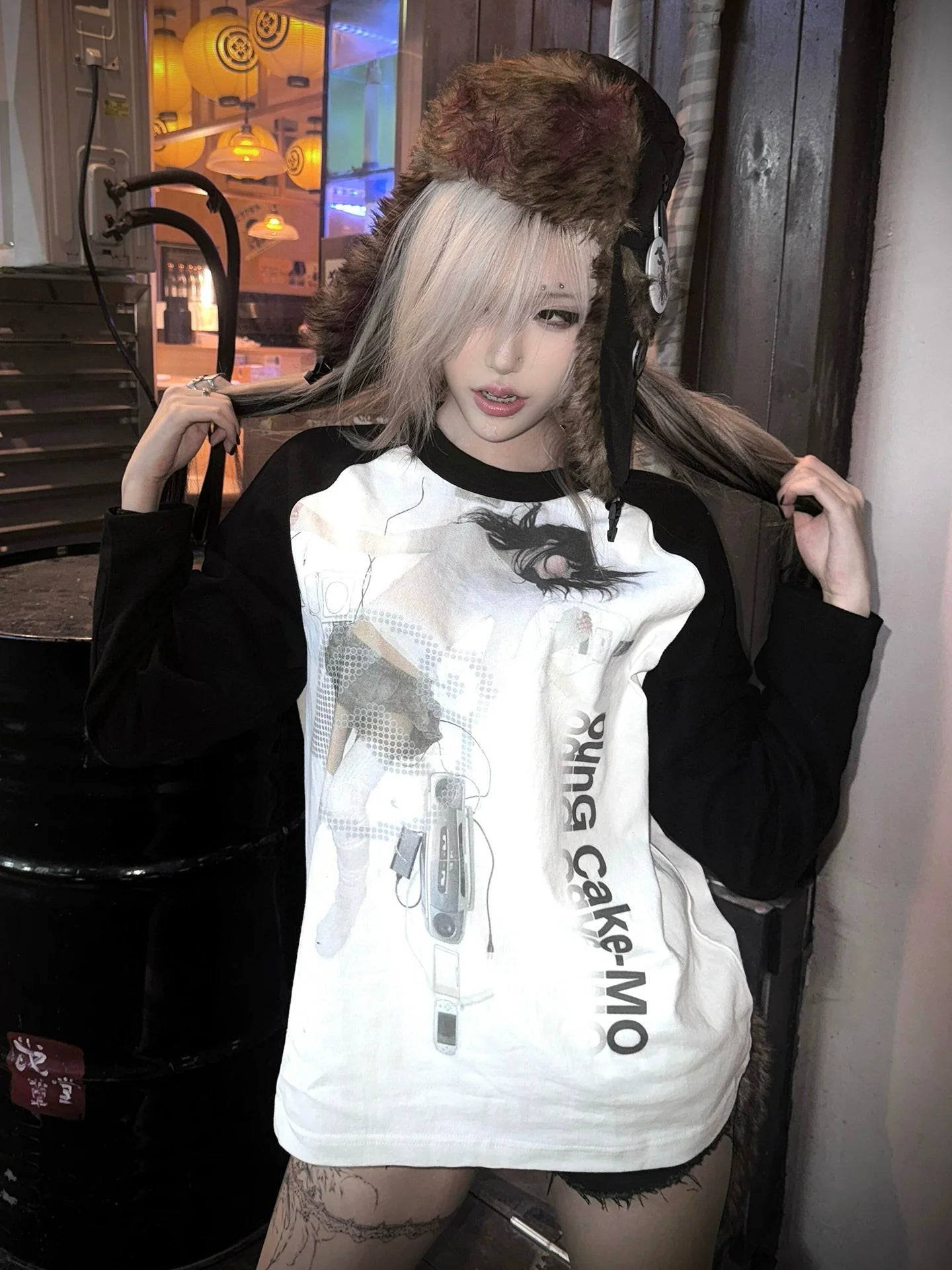 Subculture Black-White Raglan Tee Colorblock Loose Y2K Top