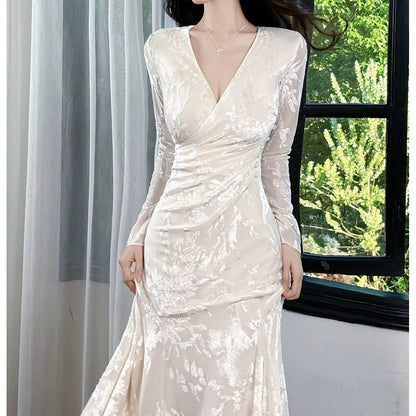 French Vintage V Neck Long Sleeve Bodycon Mermaid Gown Dress