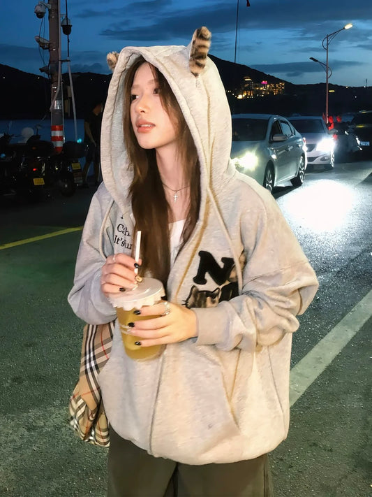 Retro Leopard Fur Cat Embroidered Hoodie