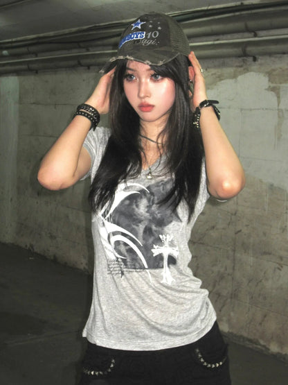 Y2K V Neck Fitted Tee