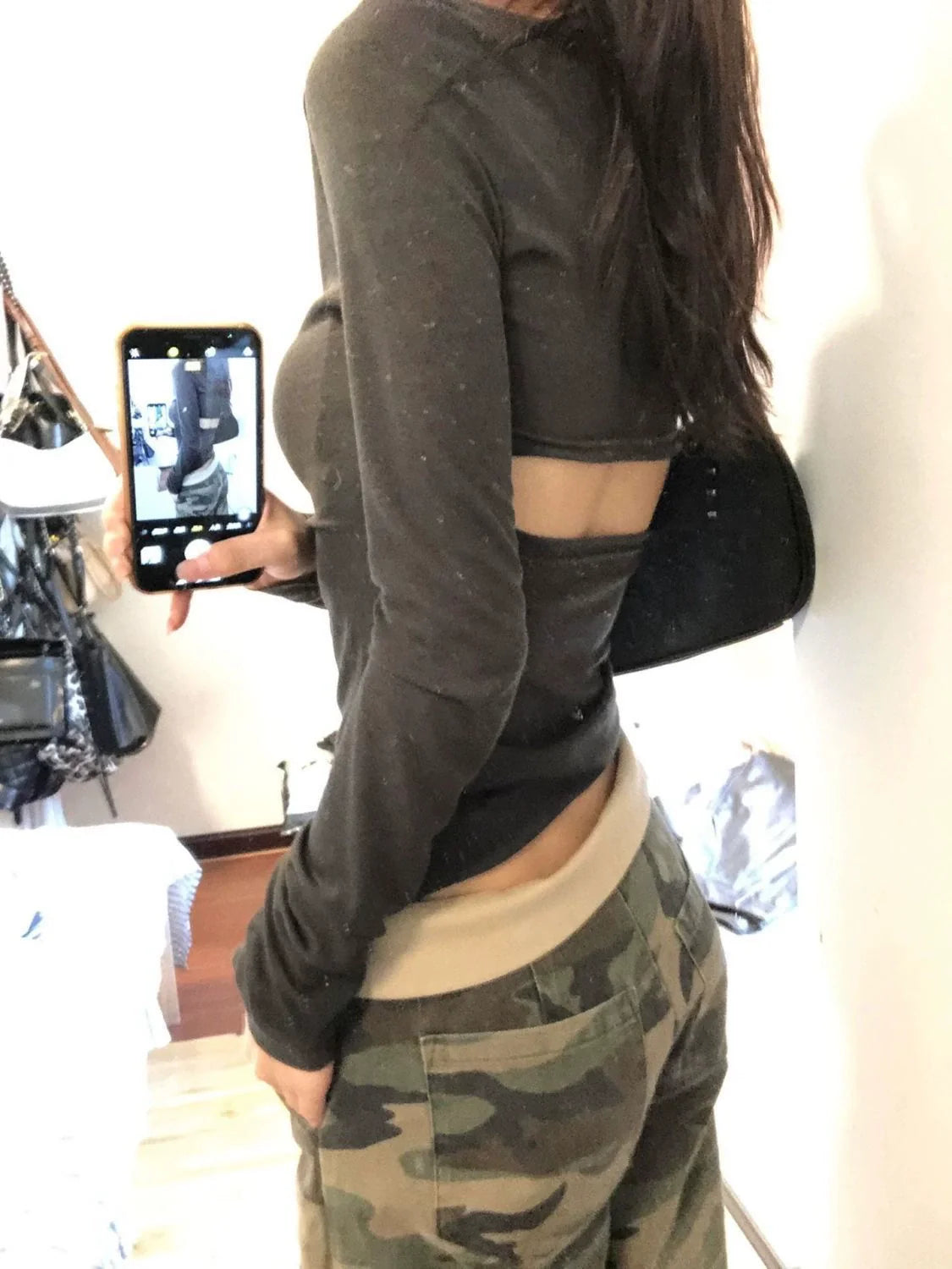 Black Vintage Open-Back V-Neck Slim Thin Long-Sleeve Y2K T-Shirt