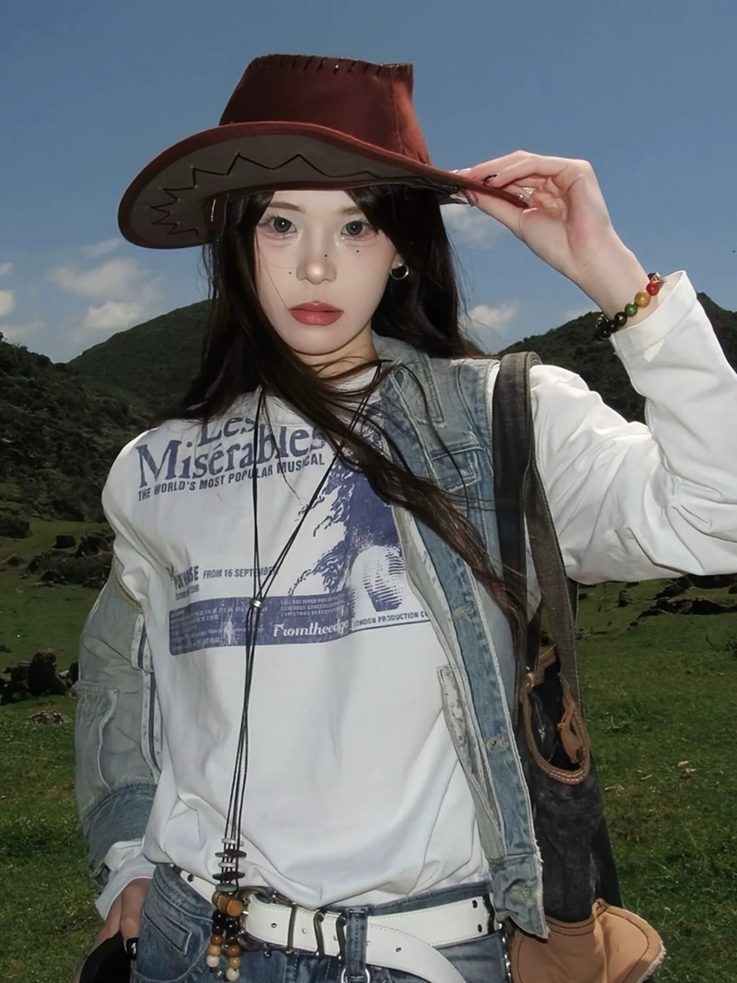 American Clean Fit White Long Sleeve Tee  Distressed Vintage Letter Print Top