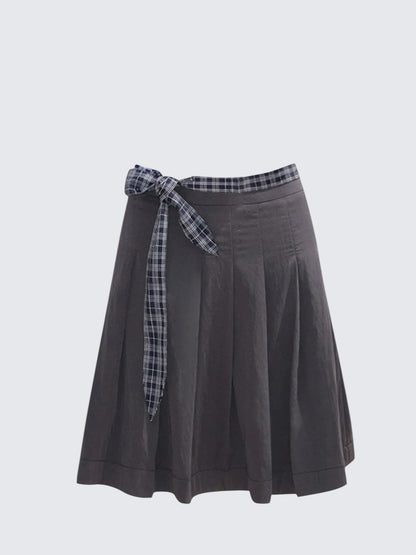 Vintage Lace-Up Pleated Skirt