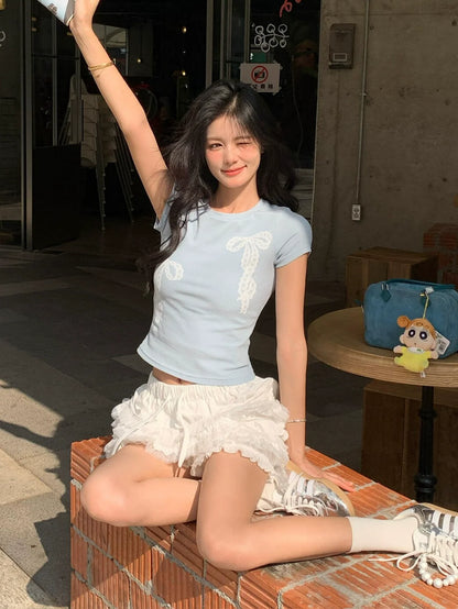 Bow Print Fitted Short Sleeve Tee Structured Shoulder Cotton Cropped Top Y2K Aesthetic