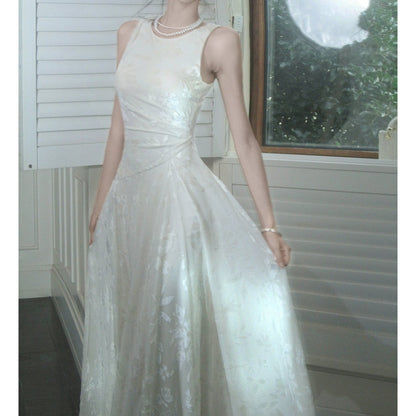 Chinese Style Luxury Sleeveless Gown Dress