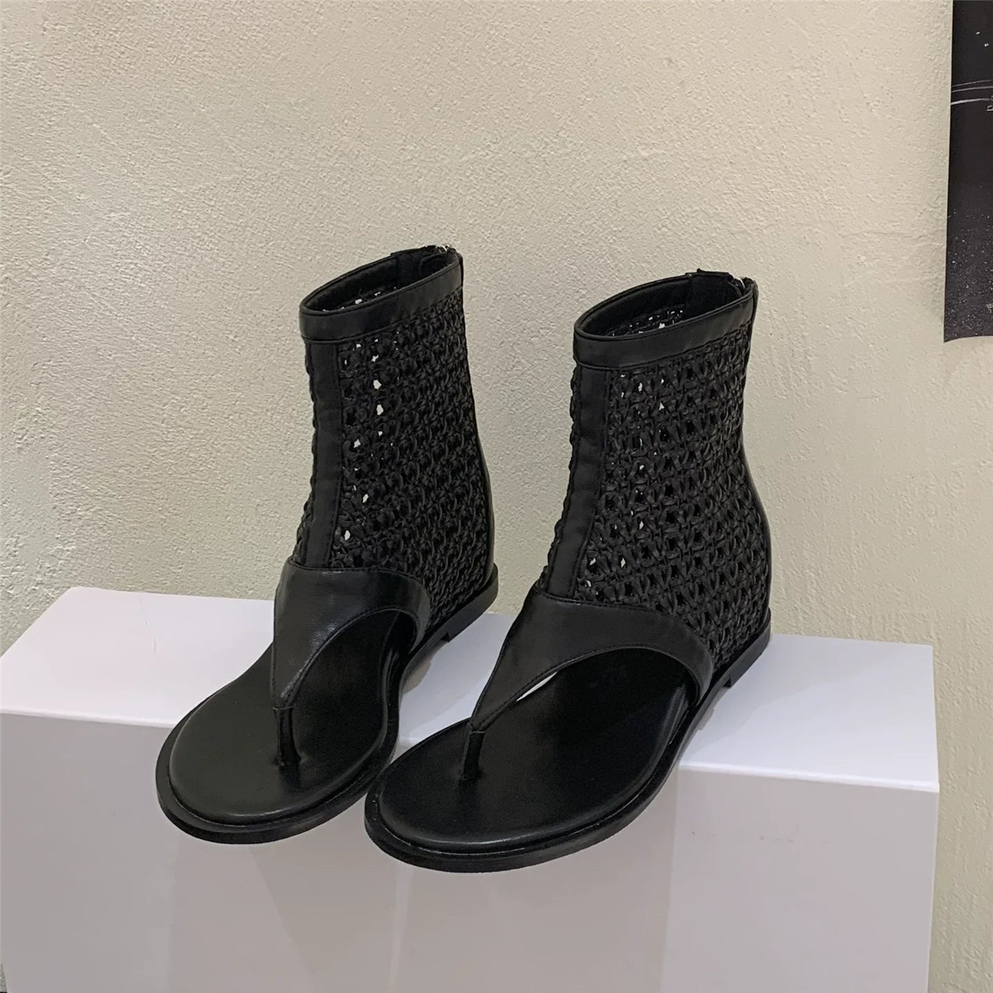 Korean Spicy Girl Retro Toe Post Sandal Boots Petite Lift Mid Calf Niche Foot Slimming Cutout Ankle Boots
