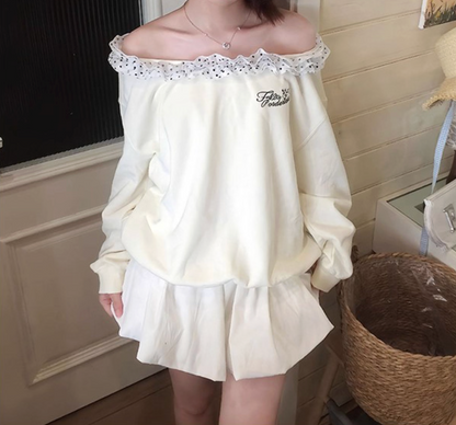 American Vintage Polka Dot Off-Shoulder Sweatshirt