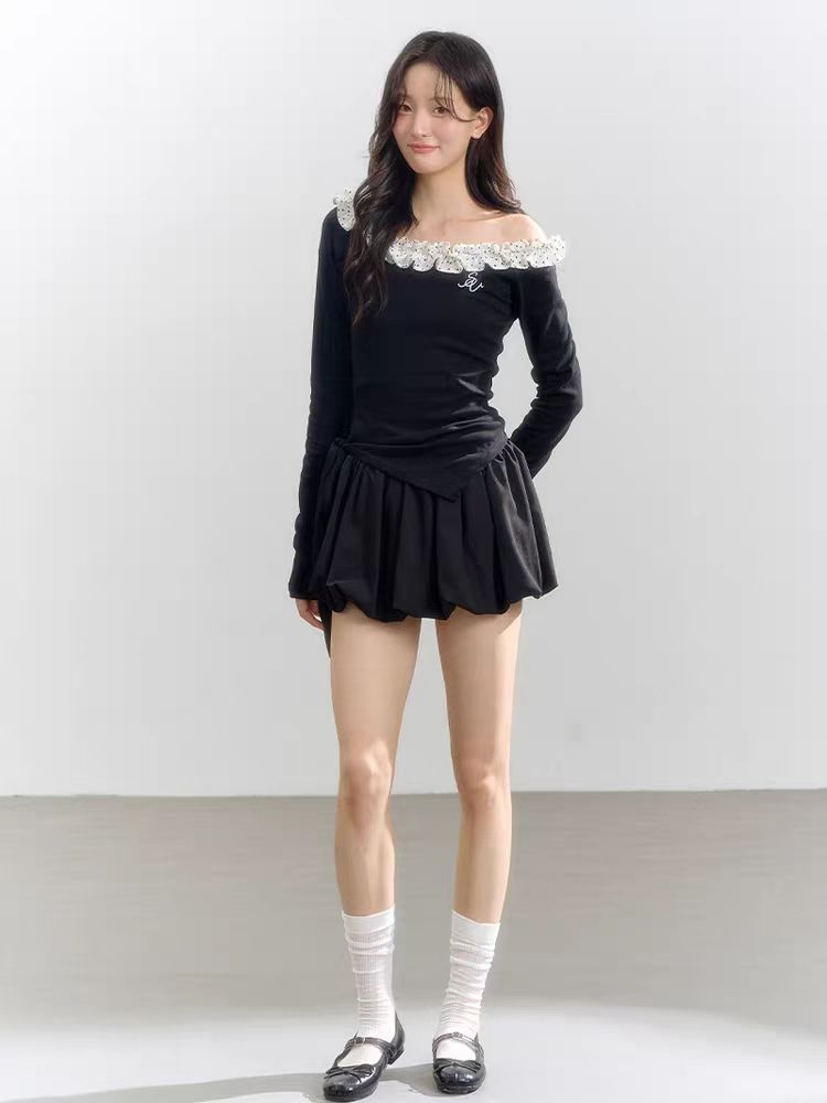 One Shoulder Lace Dot Tee