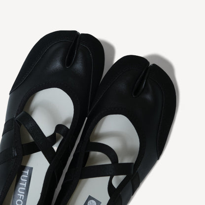 Black Ballet Sport Split Toe Tabi Flats - tutufox - tabis