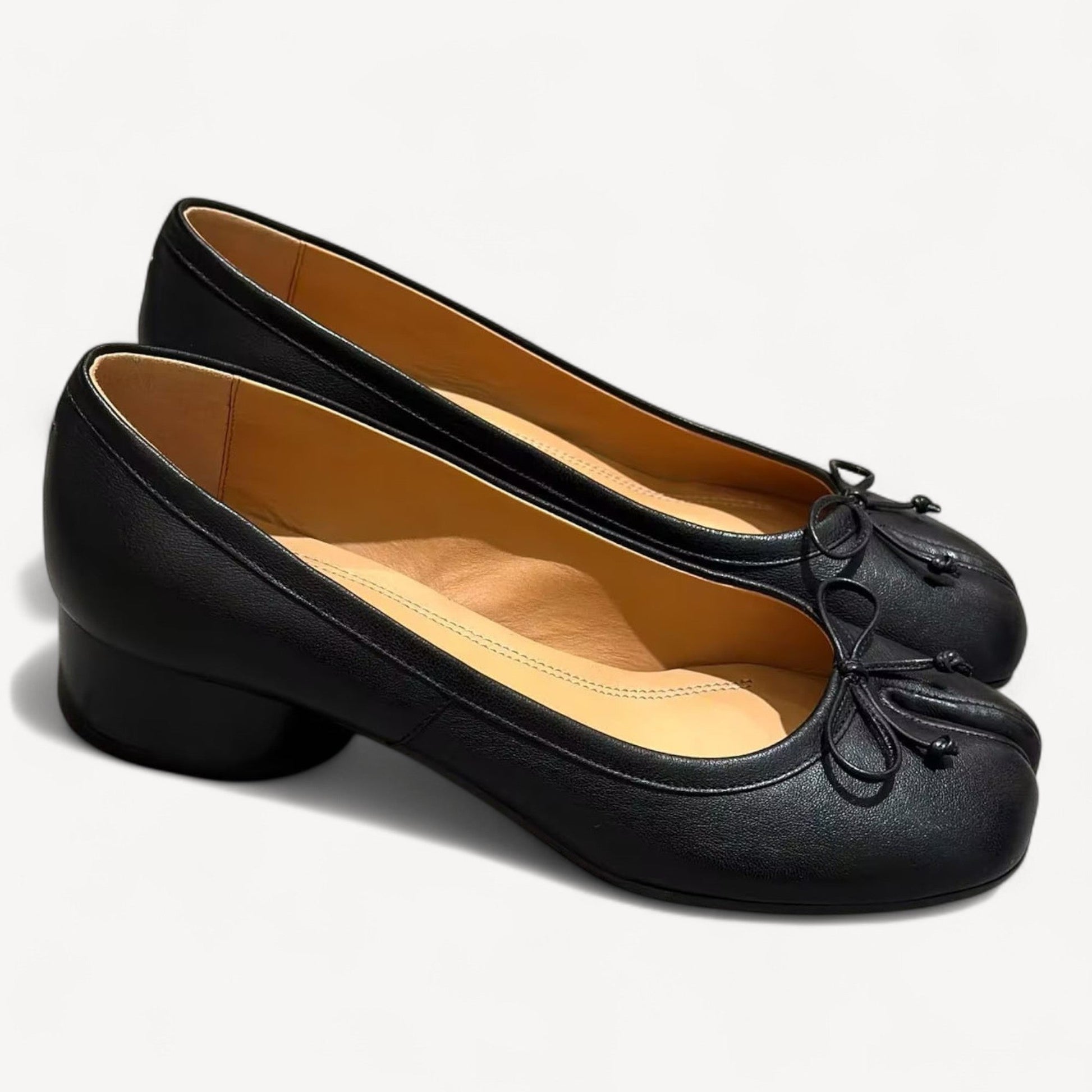 Black Soft Leather Round - Heel Split - Toe Bow Tabi - tutufox - tabis