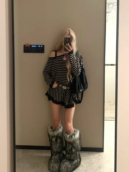 Black Striped Off Shoulder Long Sleeve Top and Lace Mini Skirt Y2K Two Piece Sets - tutufox - 