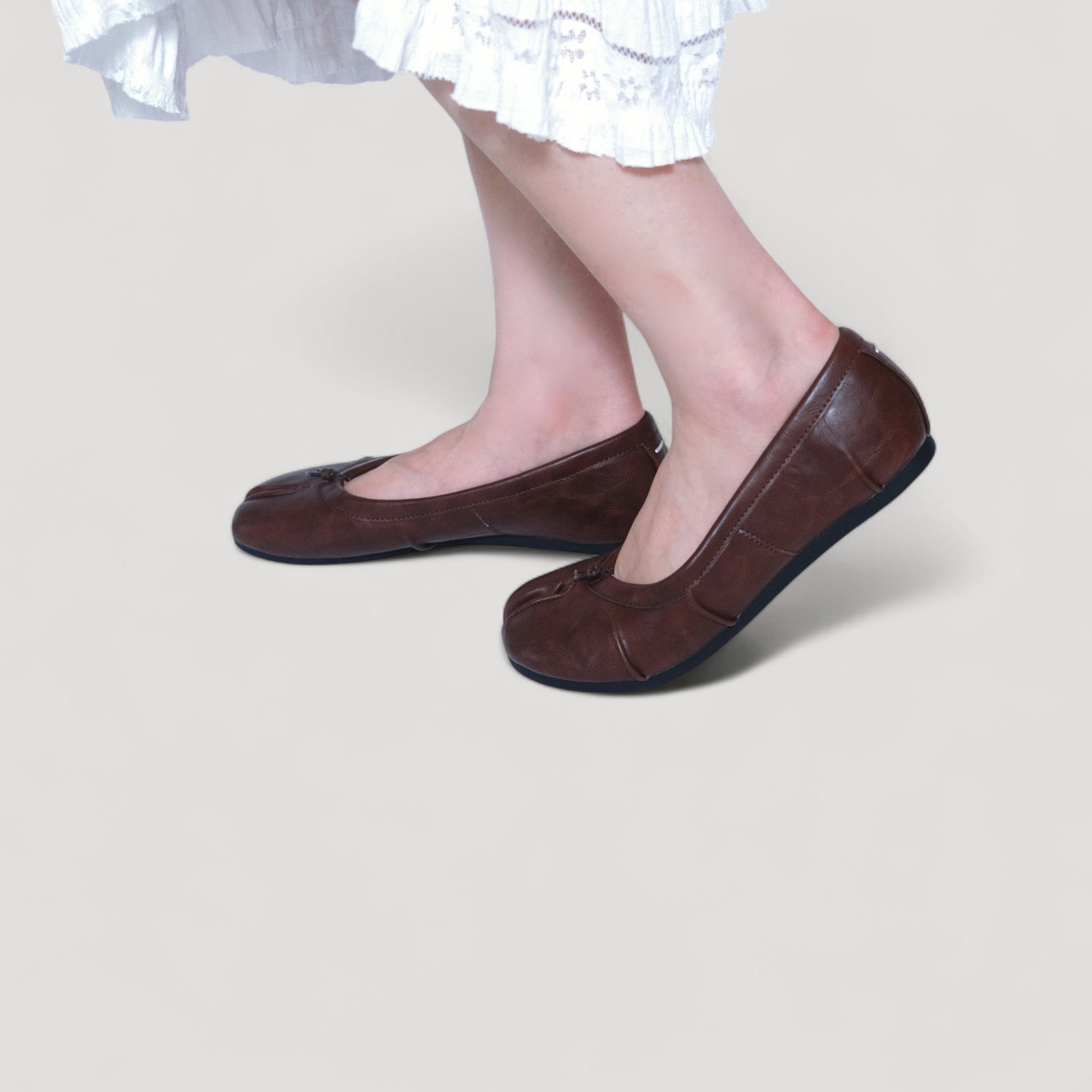 Brown Split Toe Leather Tabi Flats - tutufox - 