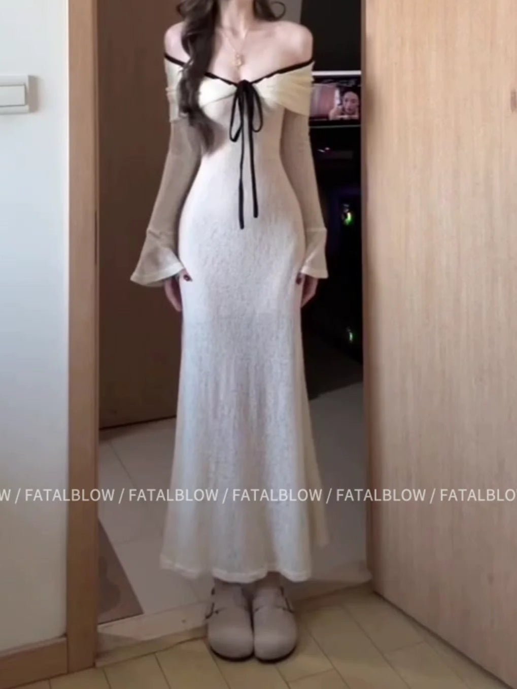 French White Off - The - Shoulder Tube Top Long - Sleeve Maxi Dress - tutufox - 