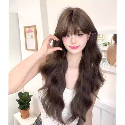 Women Black Daily Style Blogger With Wavy Bangs And Curly Wig