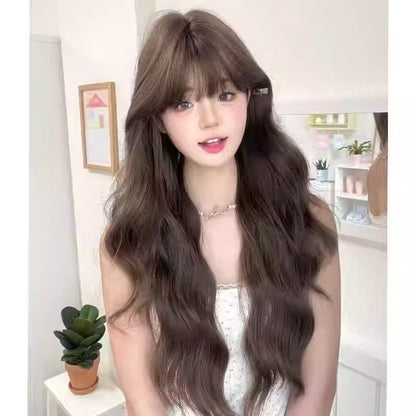 Women Black Daily Style Blogger With Wavy Bangs And Curly Wig