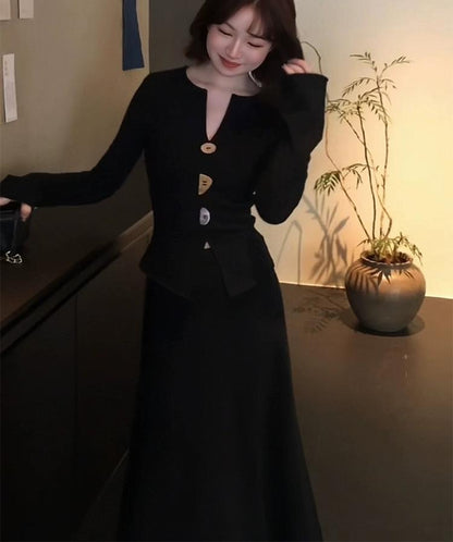 Vintage V-Neck Button Knit