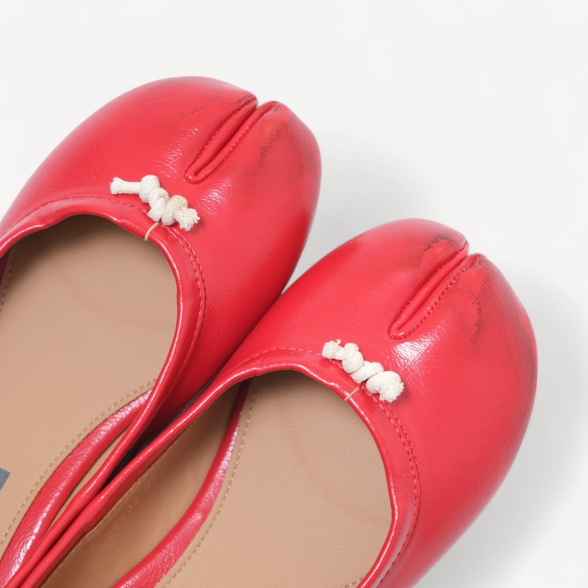 Red Matte Distressed Toe Split Tabi - tutufox - tabis