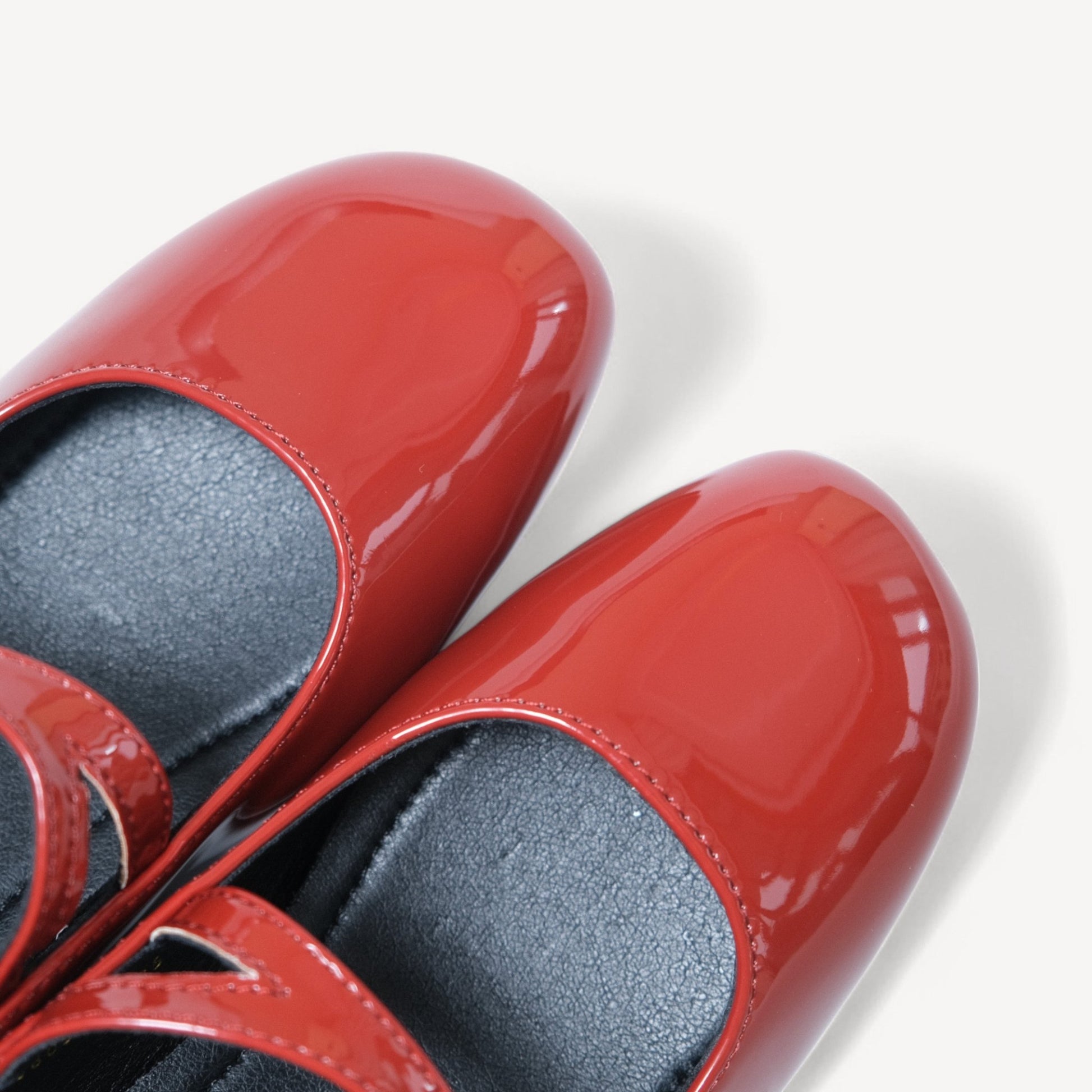 red patent mary jane buckle round toe flats toe detail  