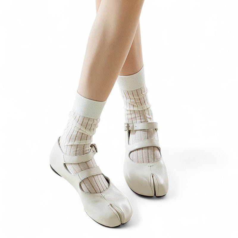 Short Ribbed Stackable Tabi Socks - tutufox - 