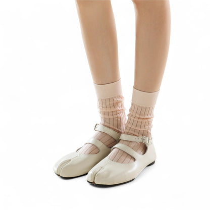 Short Ribbed Stackable Tabi Socks - tutufox - 