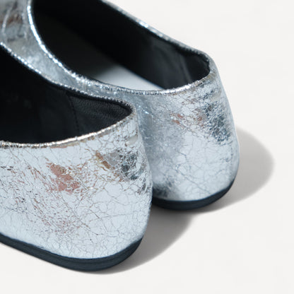 Silver Cracked Leather Round Toe Tabi - tutufox - tabis
