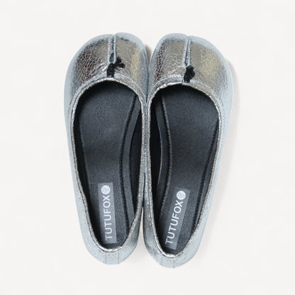 Silver Cracked Split Toe Soft Leather Tabi - tutufox - tabis