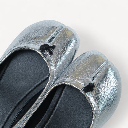 Silver Cracked Split Toe Soft Leather Tabi - tutufox - tabis